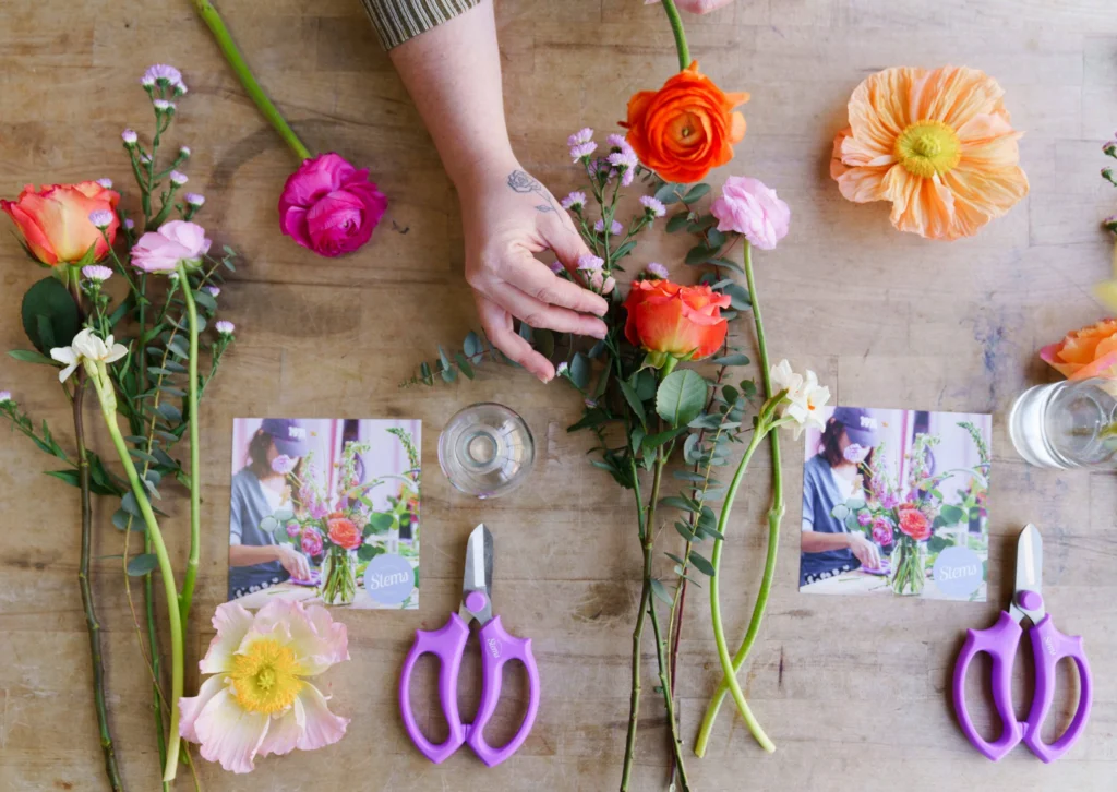 Bud Vase Flower Workshop