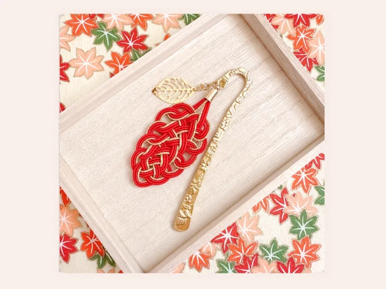 Japanese Decorative Knot Making: Autumn Leaf Mizuhiki