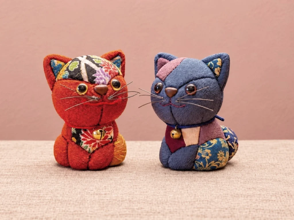 Kimekomi cat dolls