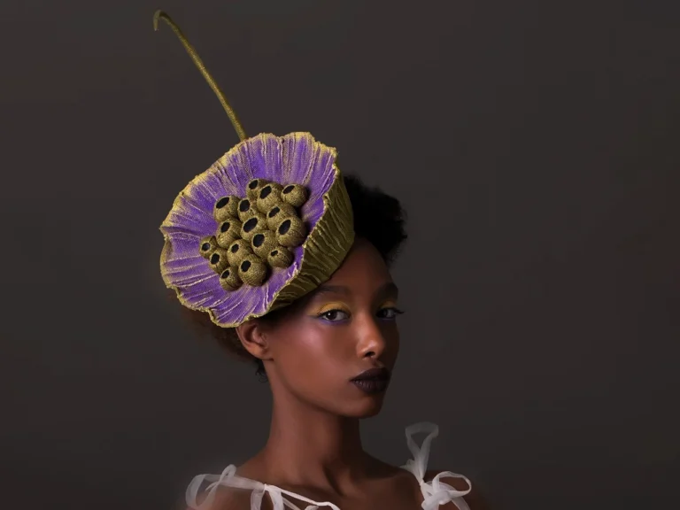 Sinasilk Sculpture Hat